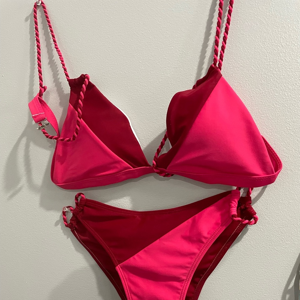 I’m a small business owner and I’m trying to sell my products on poshmark